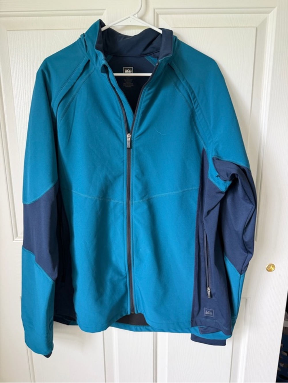 REI Men's Teal and Navy Lightweight Softshell Jacket - Full Zip